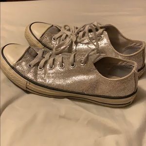 Silver converse